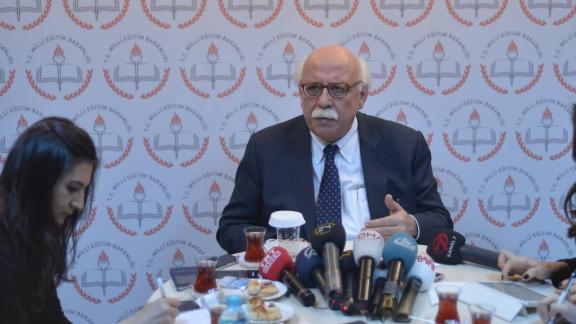 Bakan Avcı: “Mümkün olan en kısa zamanda yurt dışındaki bütün eğitim kurumlarının sadece eğitim veren kurumlar haline gelmesi için ne mümkünse yapacağız“