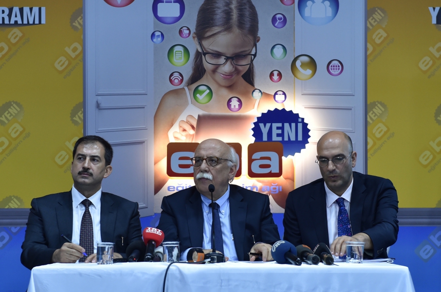 Bakan Avcı dünyanın en büyük eğitim portalı EBA Yeni’yi tanıttı
