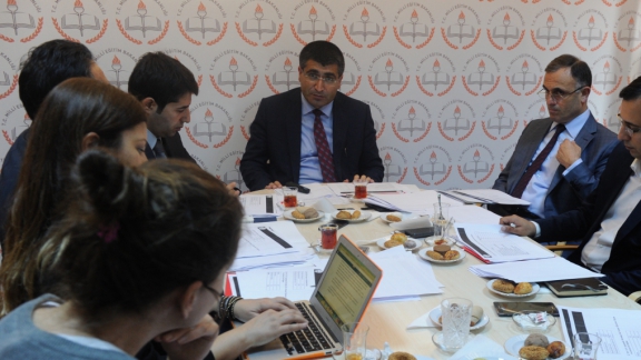 Yükseköğretim ve yurt dışı burslarında rekor artış
