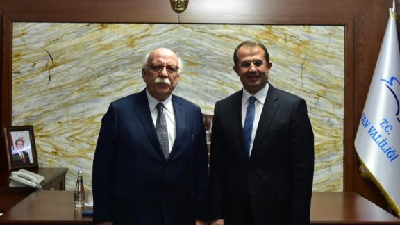 Minister Avcı visits Governor Taşyapan at his office