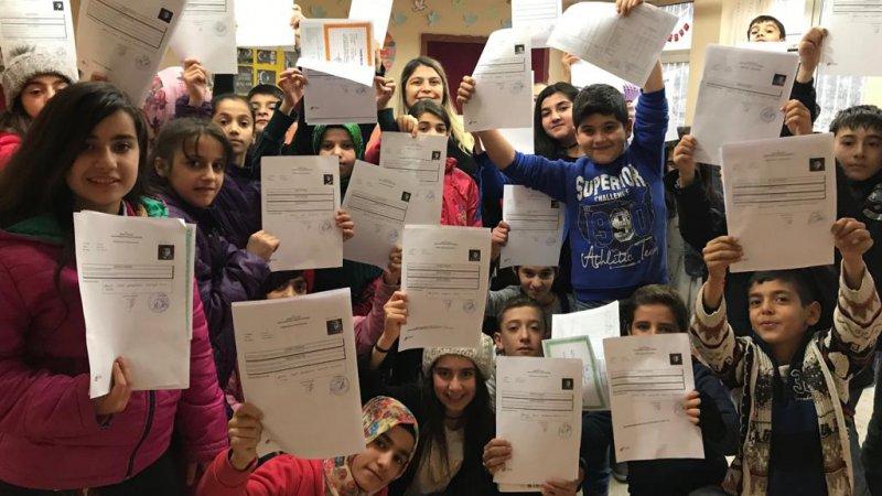 Öğrencilere karnenin yanında “Sosyal Etkinlik Belgesi” verildi