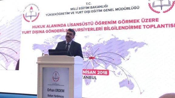 Hukuk eğitimi için yurt dışına gönderilen öğrenciler bilgilendirildi