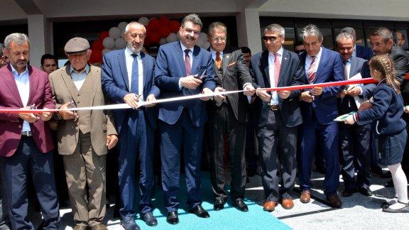 Erdem, Kırşehir’de eğitim tesisinin açılışına katıldı