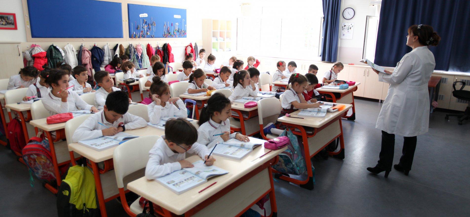 ÖĞRETMENLERİN MAZERETE BAĞLI YER DEĞİŞTİRME BAŞVURUSU VE ENGELLİ ÖĞRETMEN ATAMASI