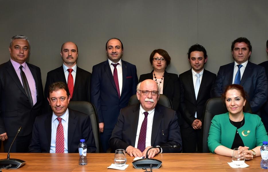 Bakan Avcı, Brüksel´de Türk öğretmenlerle bir araya geldi