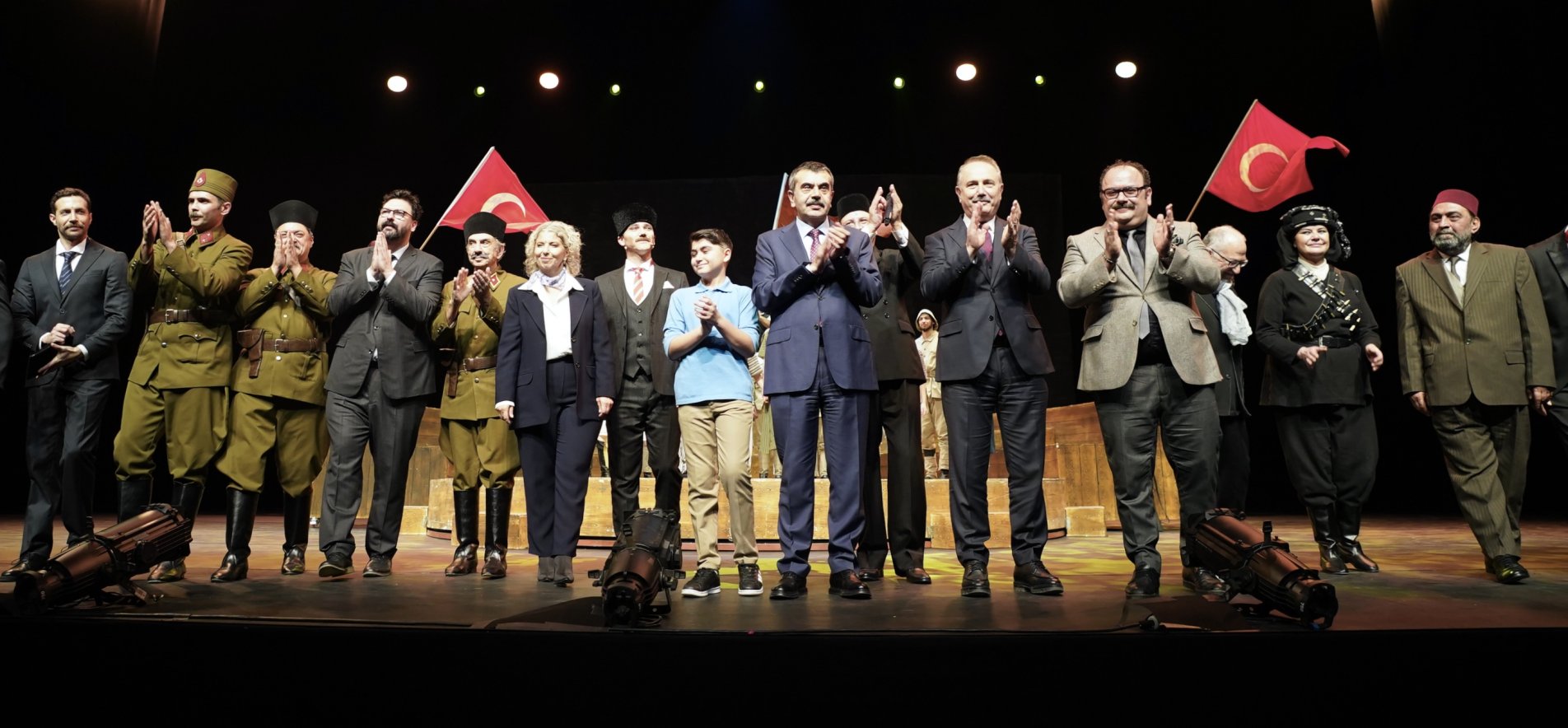 MEB TARAFINDAN SAHNEYE KONULAN