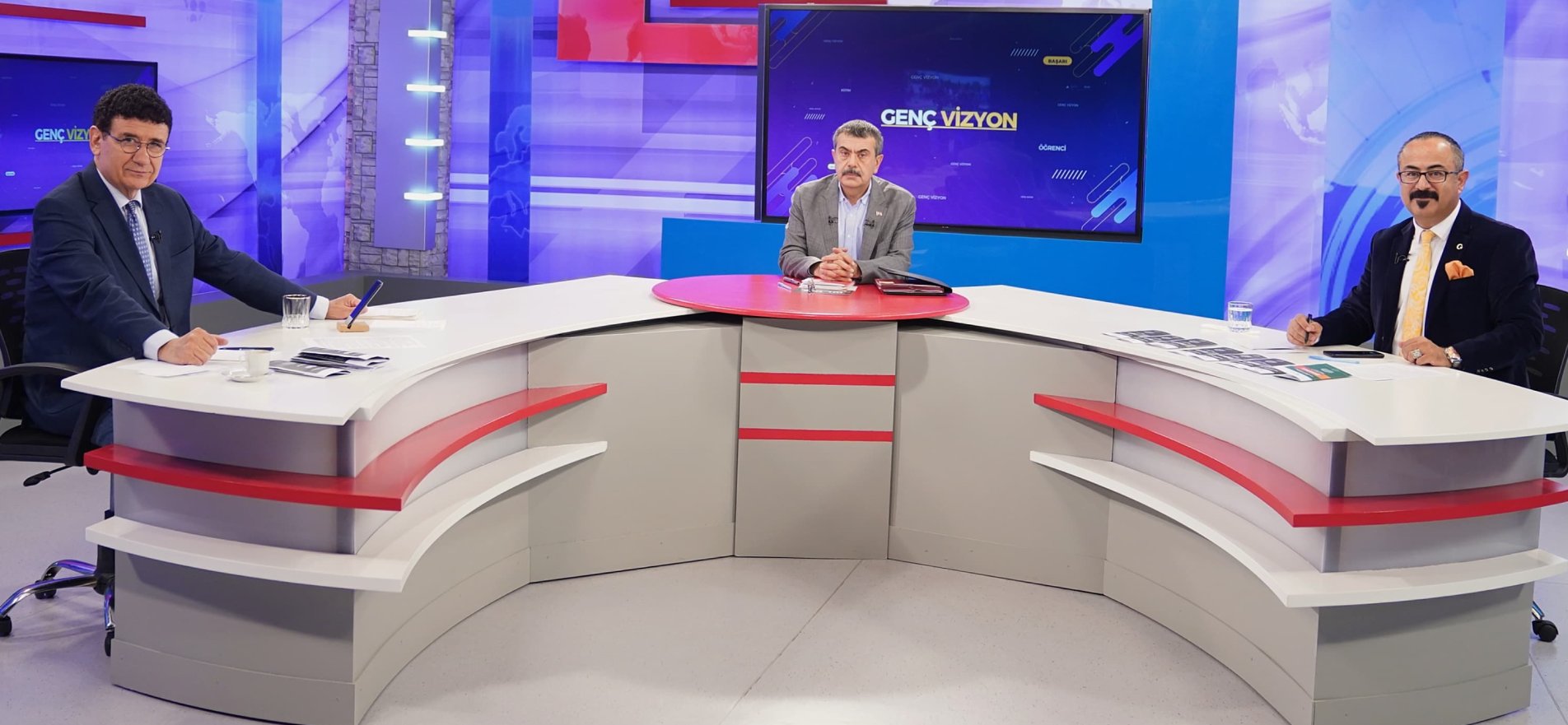 BAKAN TEKİN, ÜLKE TV'DE EĞİTİM GÜNDEMİNİ DEĞERLENDİRDİ