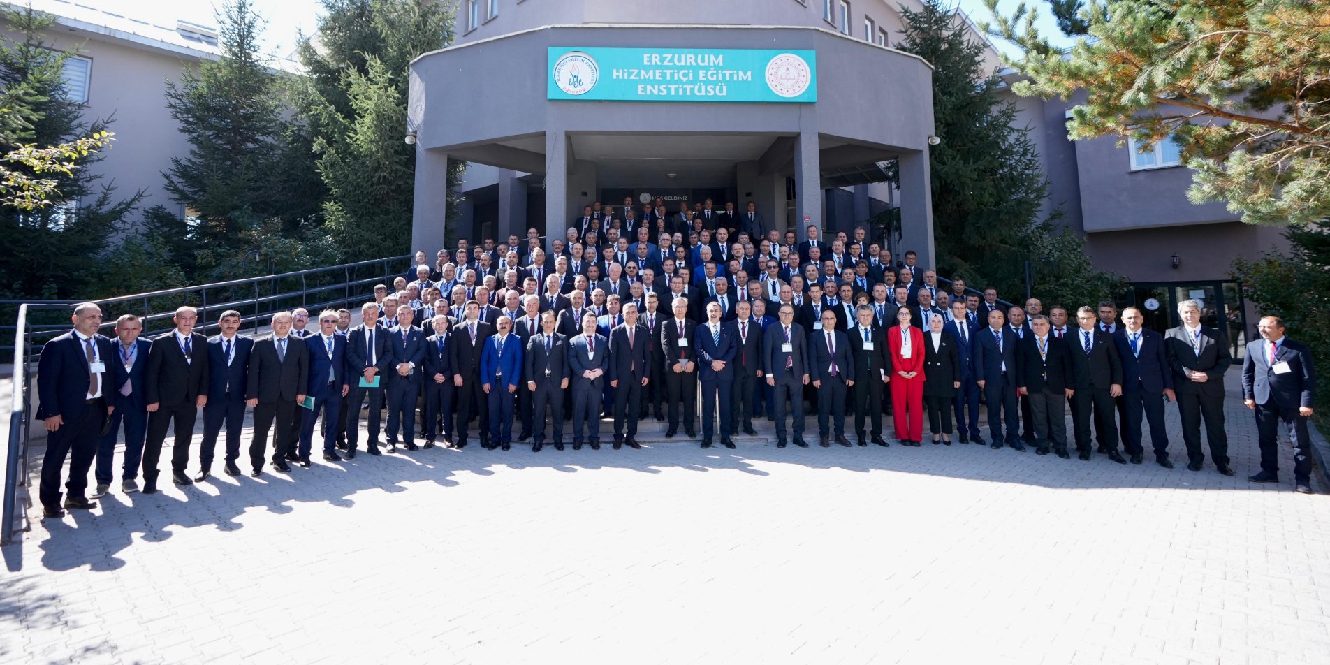 BAKAN TEKİN, ERZURUM'DA 